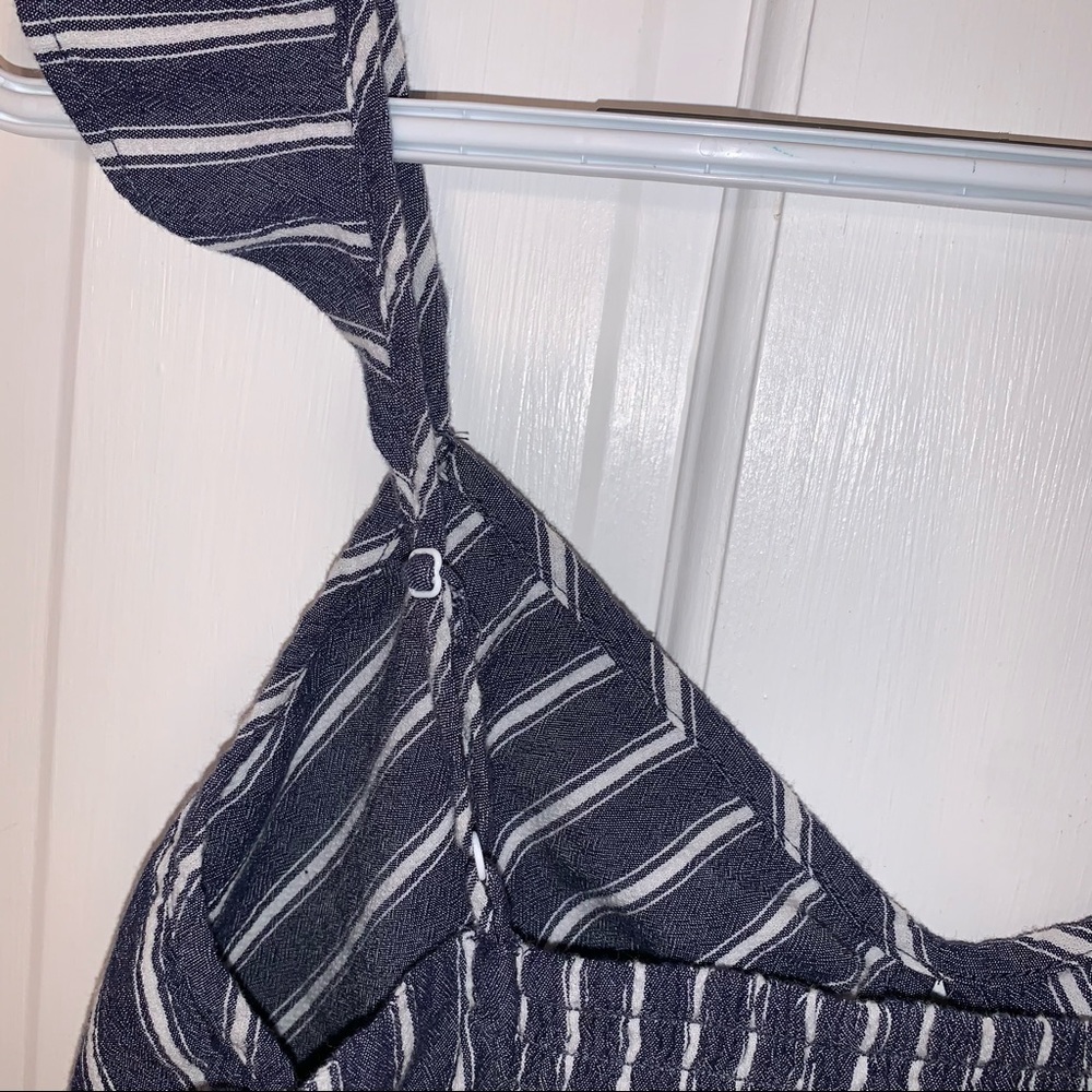 STRIPED RUFFLE STRAP CROP TOP - Picture 4 of 5